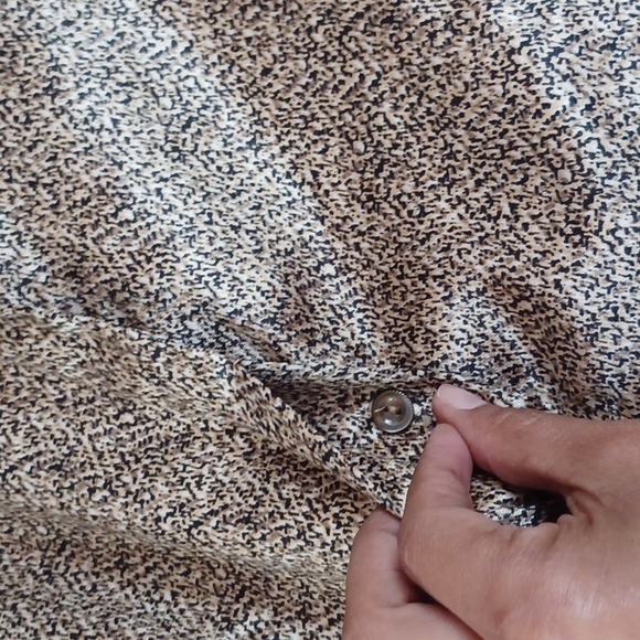 Jones/Wear Women's Stretch Brown/Black Long Sleeve Subtle ShimmerShirt Size 10 - Picture 4 of 8